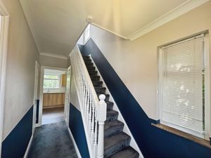 BELLFIELD AVENUE- click for photo gallery